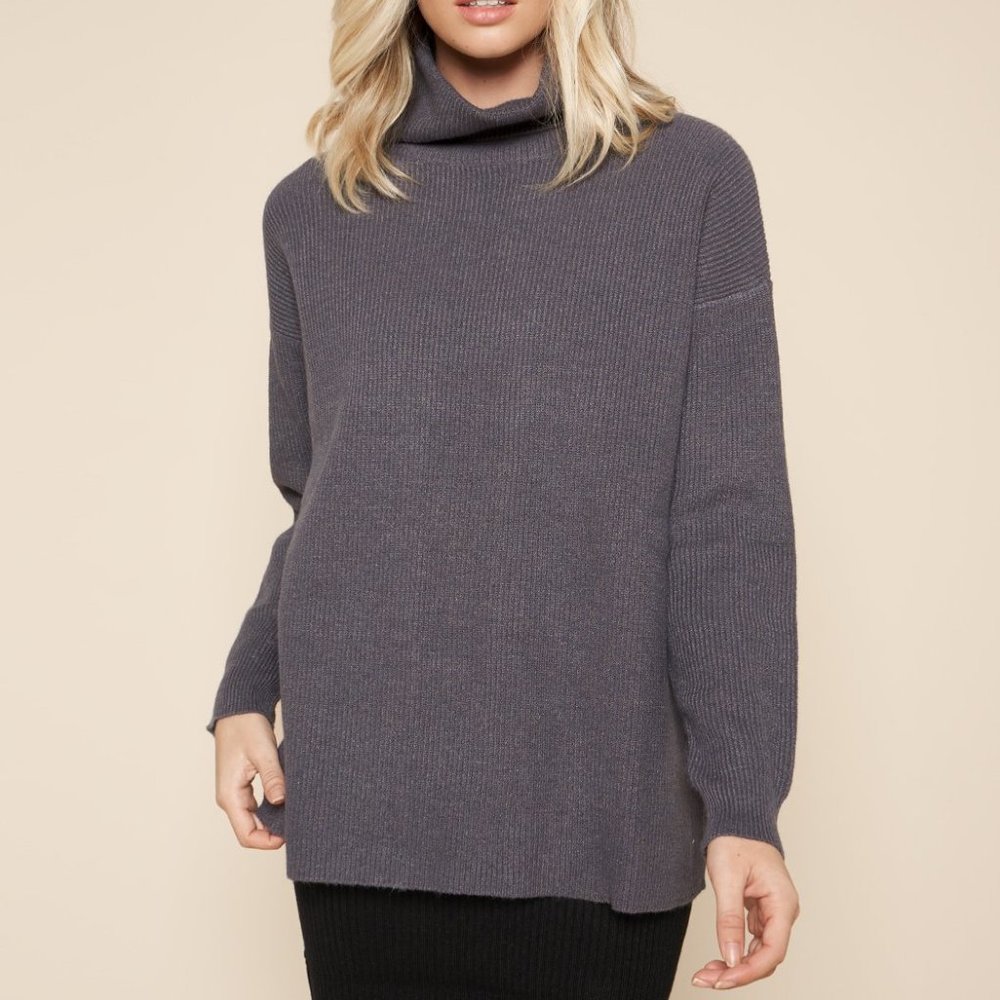 Valerie Turtleneck oversized Sweater